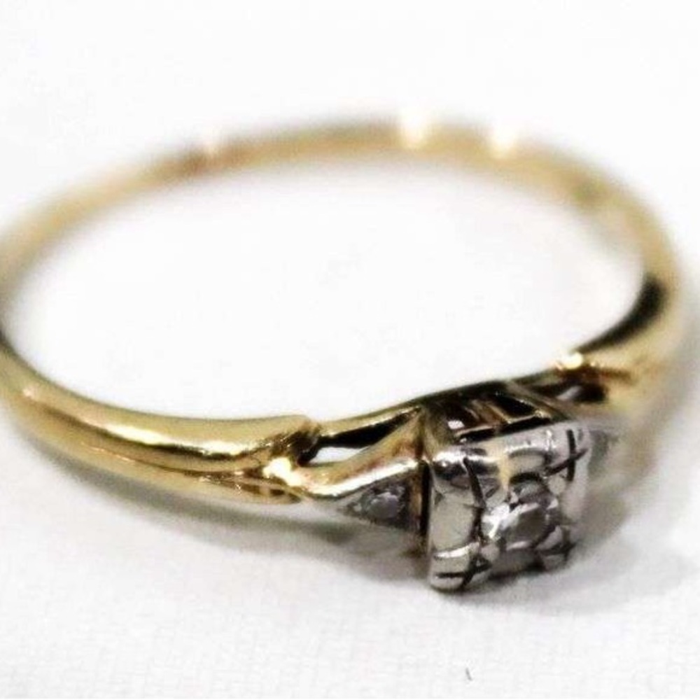 Vintage estate two-tone 14KT gold & diamond engagement ring size 8 TESTED